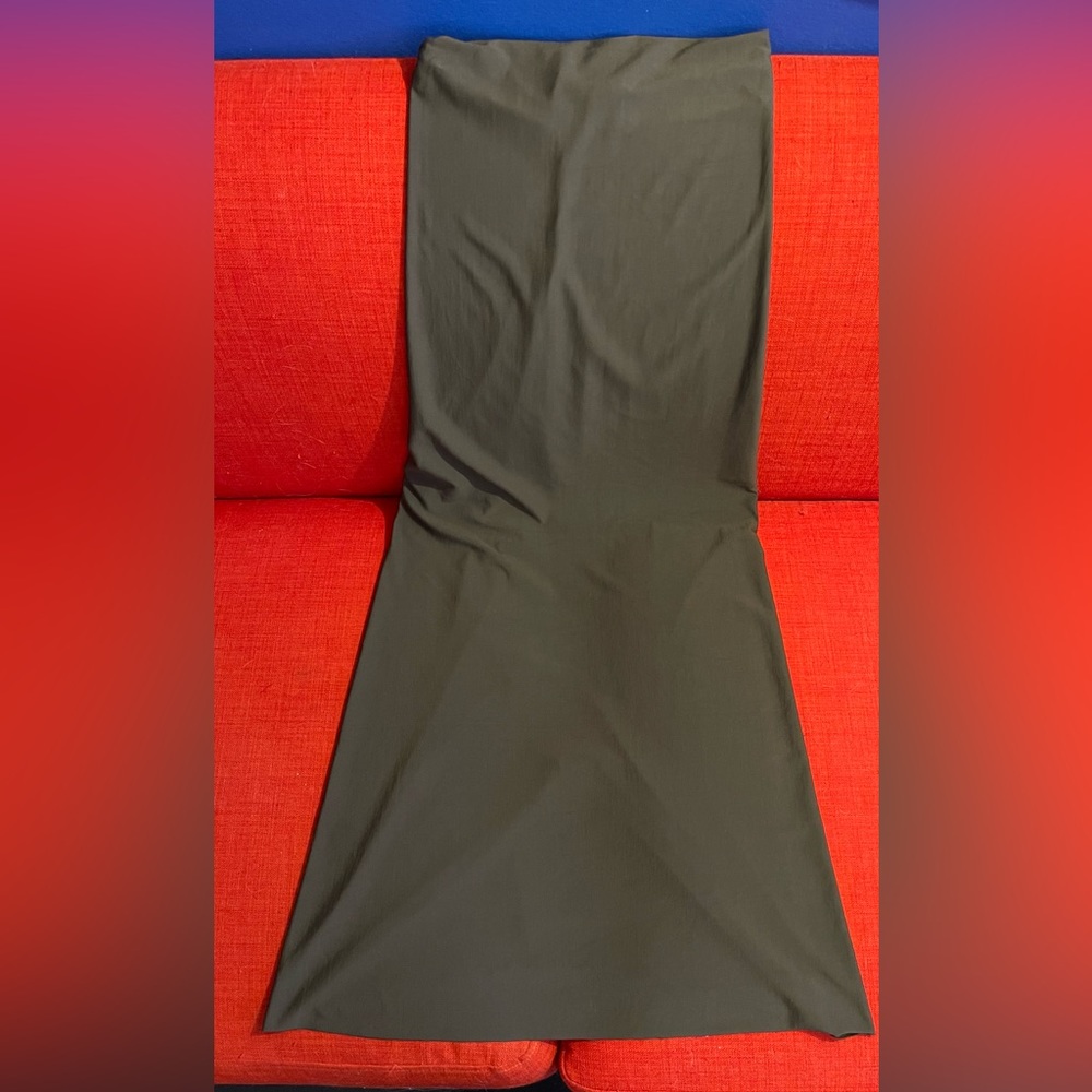 Gorgeous authentic ISSEY MIYAKE Strapless Stretch Dress Olive Green Size 3